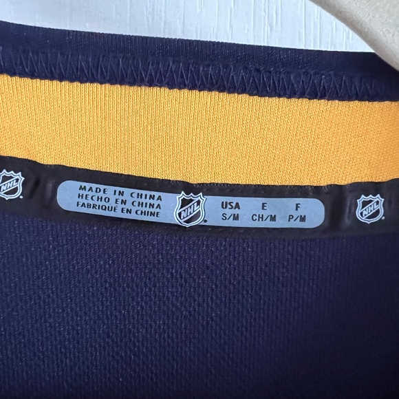 New No Tags Jack Eichel Buffalo Sabres NHL Jersey Kids S-M 🦬 - Picture 8 of 8
